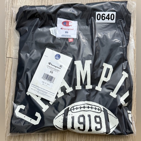 Champion Iconic Cropped Short Sleeve T Shirt - Black XS, M, L & XL - Picture 14 of 15